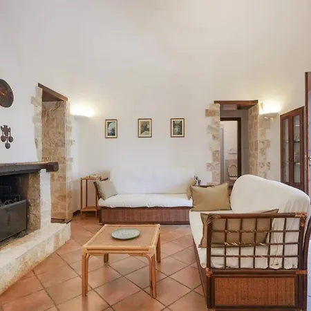 Il Trullo Delle Rose, Monopoli By Il Pumo Di Puglia Villa