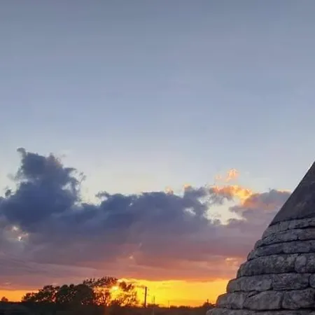 Il Trullo Delle Rose, Monopoli By Il Pumo Di Puglia Cozzana