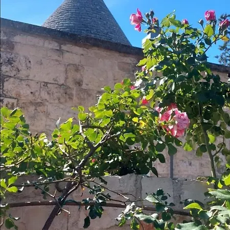 Il Trullo Delle Rose, Monopoli By Il Pumo Di Puglia Cozzana
